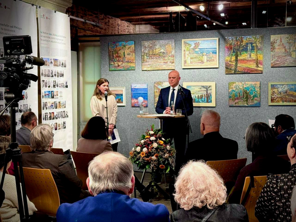 1628 image for slide