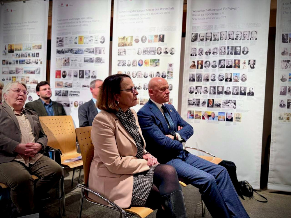 1632 image for slide