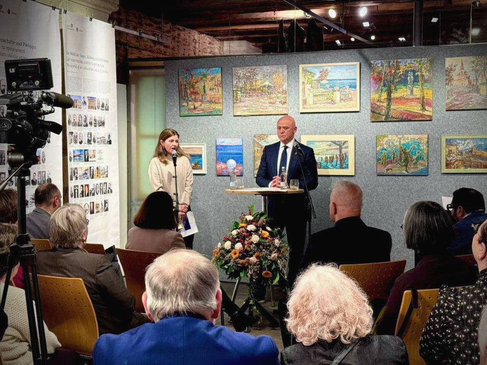 2402 image for slide