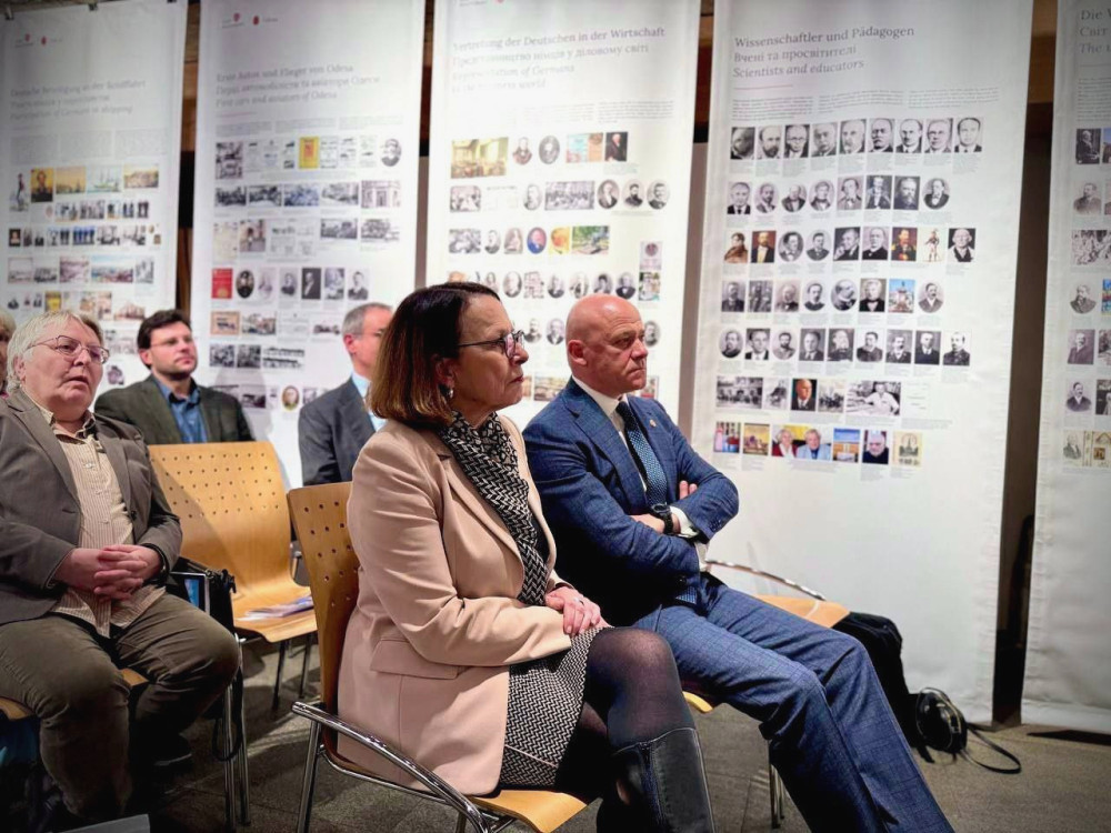 2403 image for slide