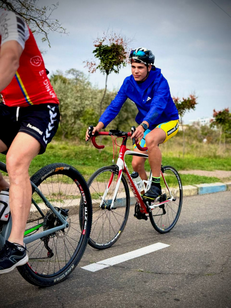 2559 image for slide