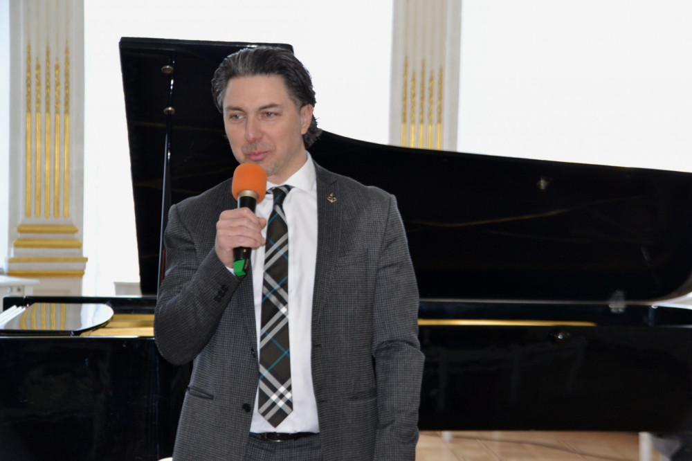 2751 image for slide