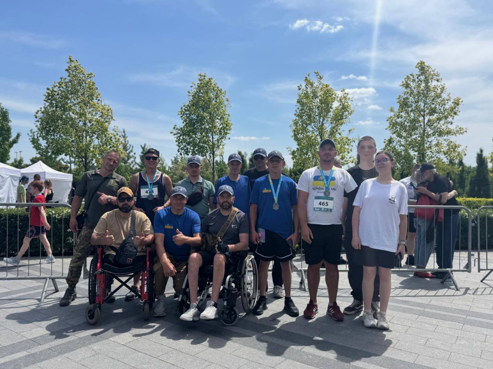 4042 image for slide