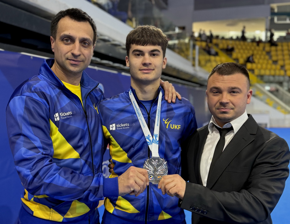 7402 image for slide